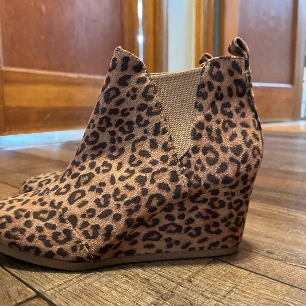 Leopard Print Ankle Boots size 8